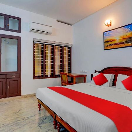 Hotel O Poptavern Heritage Kovalam Dış mekan fotoğraf