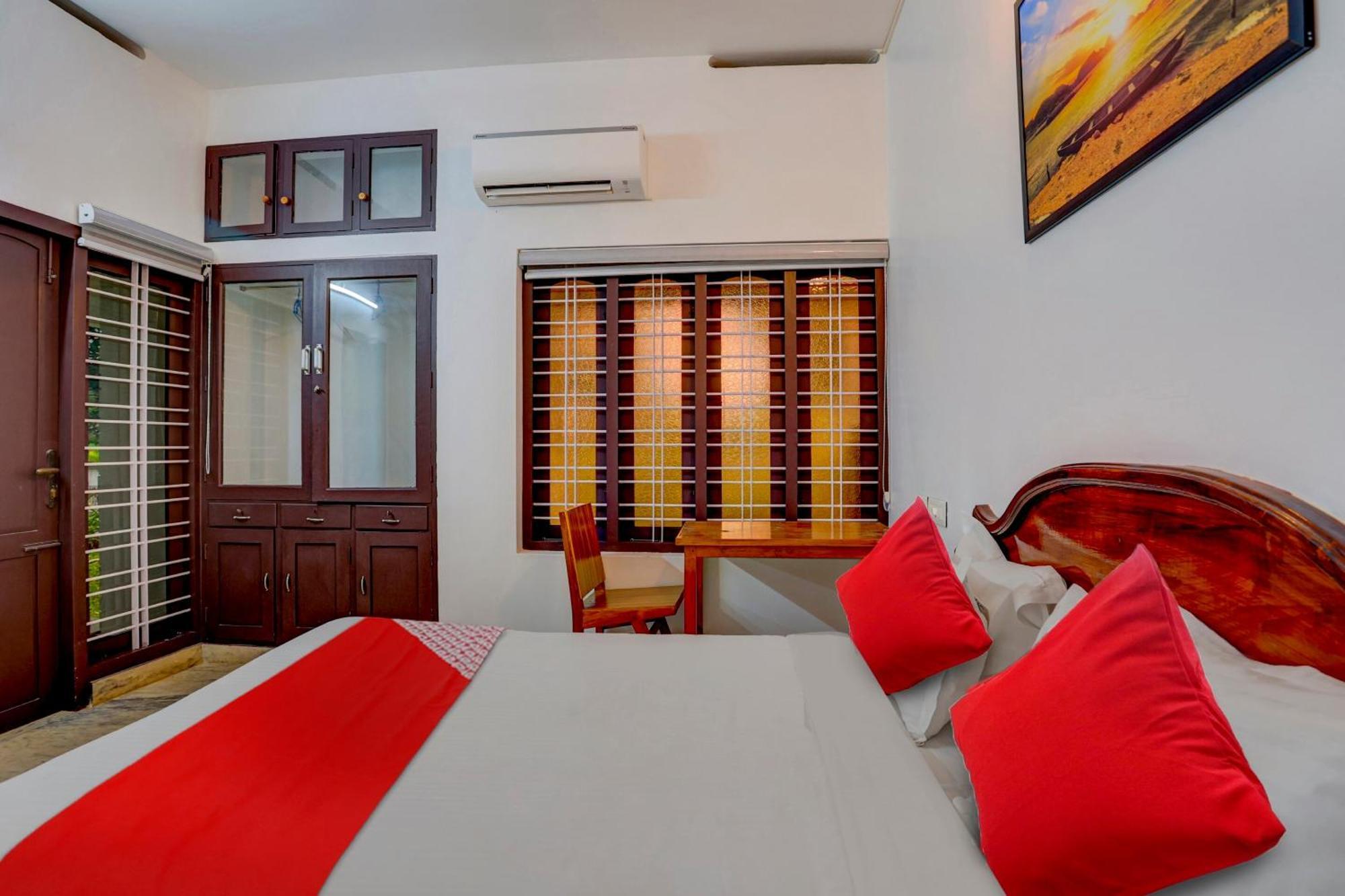 Hotel O Poptavern Heritage Kovalam Dış mekan fotoğraf