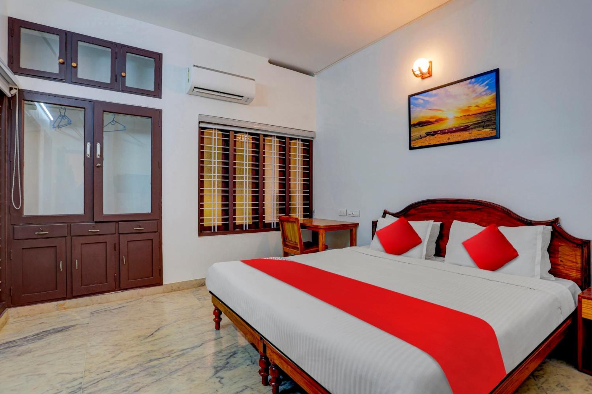 Hotel O Poptavern Heritage Kovalam Dış mekan fotoğraf